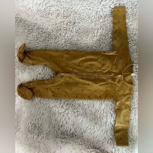 Quincy Mae Suns Full Snap Footie. 12-18m.